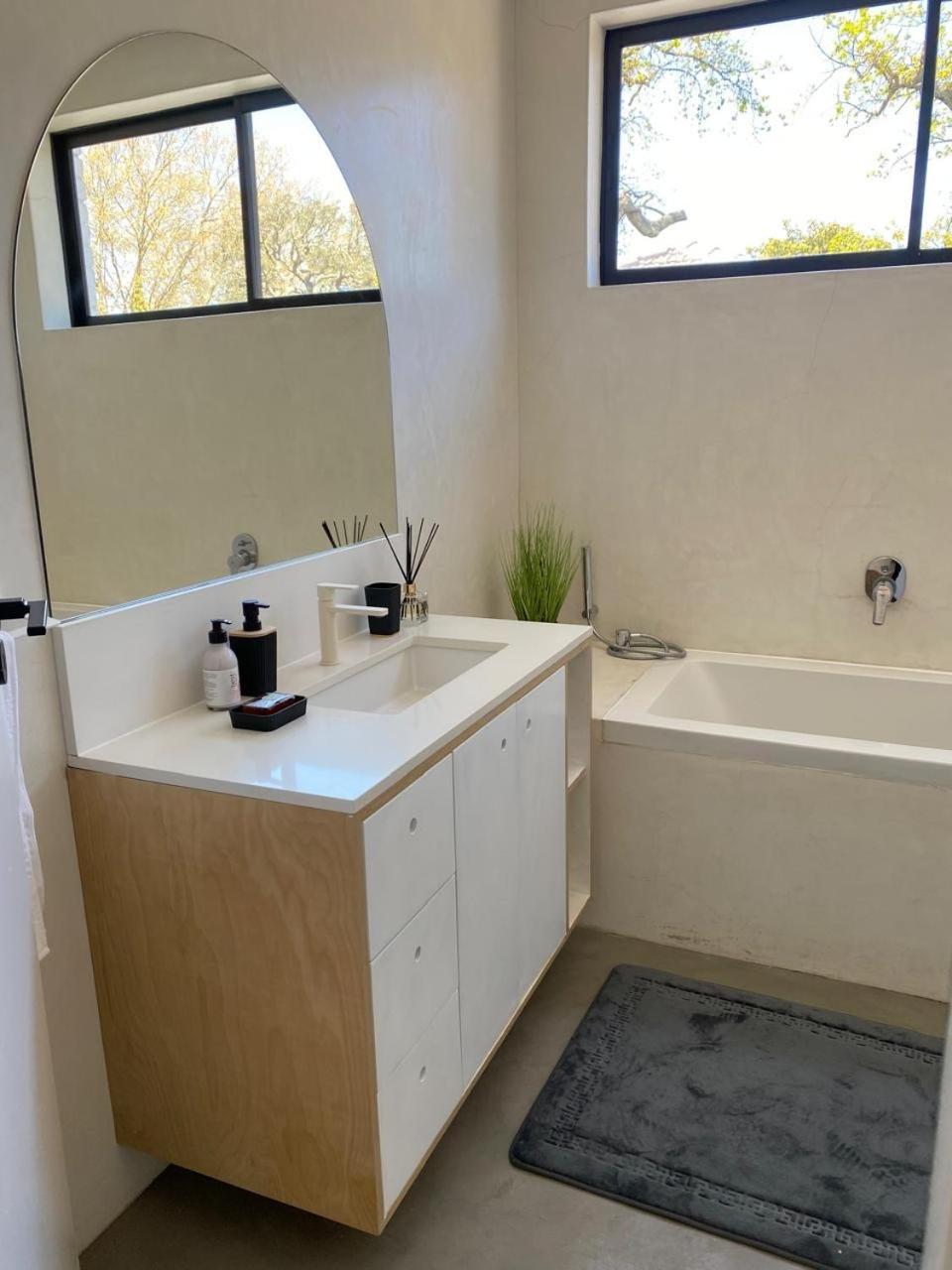 Vineyard House Newlands - With Pool & Views Of Table Mountain * Le Cap